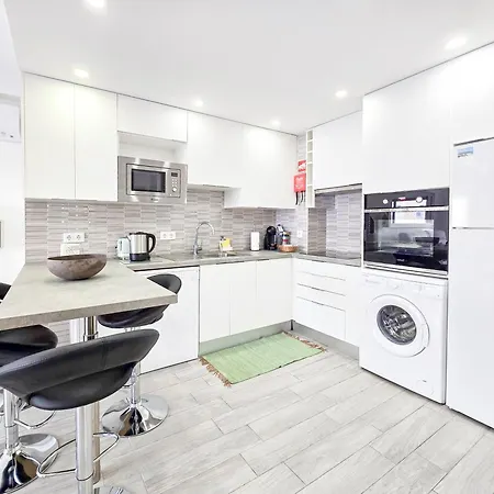 Panorama Apartment *